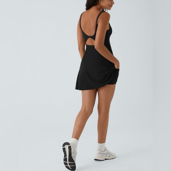 HALARA Black Sleeveless Dress - Picture 7 of 13